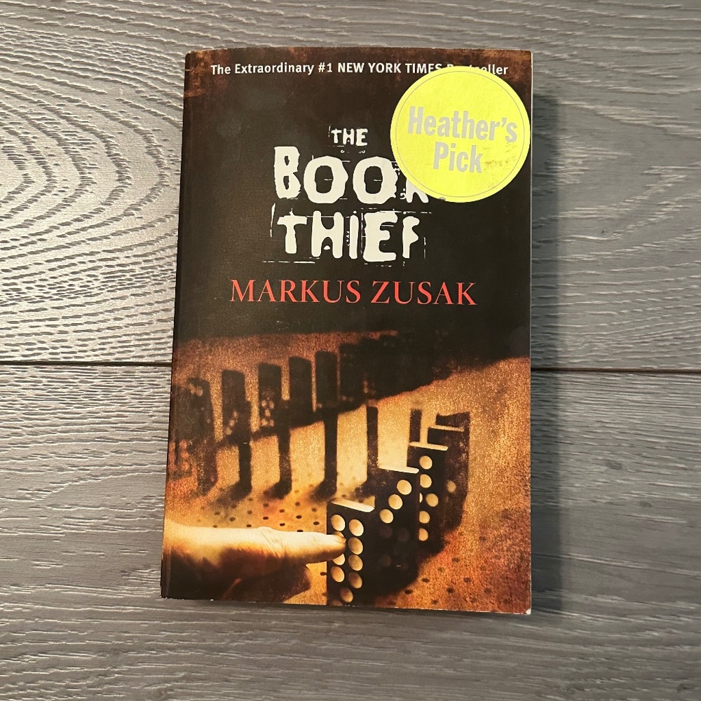 (FREE BUNDLE ADD-ON) The Book Thief by Marcus Zusak Paperback Novel